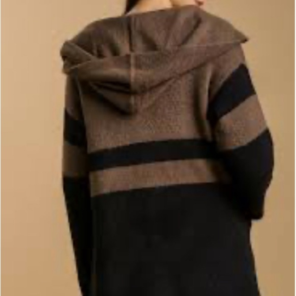 Lovely long Vince sweater; wool/cashmere blend.